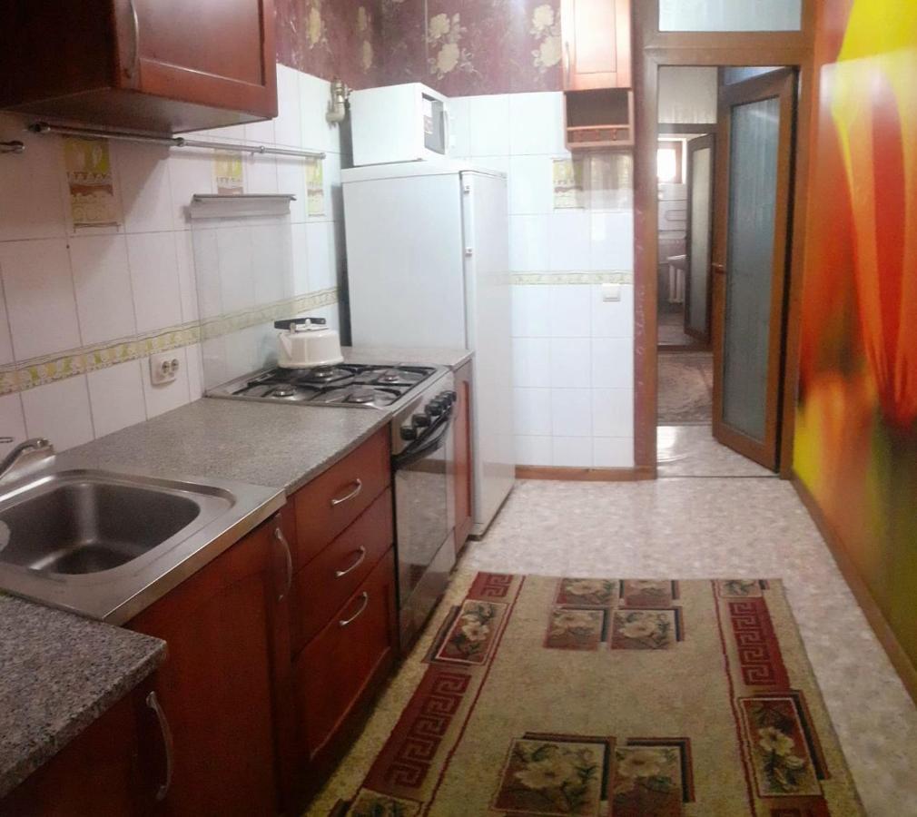 Иляева 66 Парк Кен Баба Shymkent Eksteriør billede